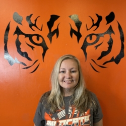 Amanda Thompson - Coach